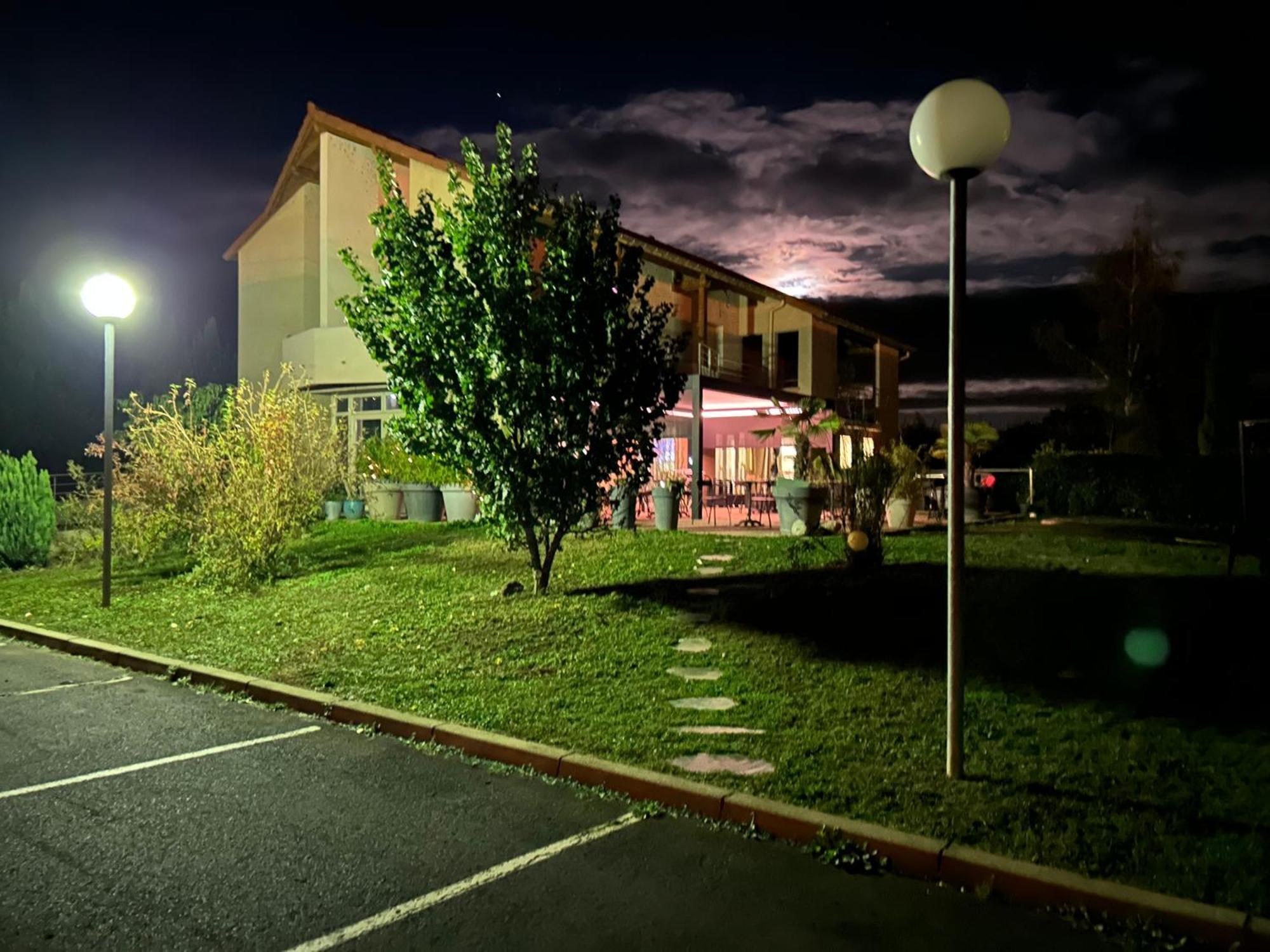 Abel Hotel Langeac Exteriér fotografie